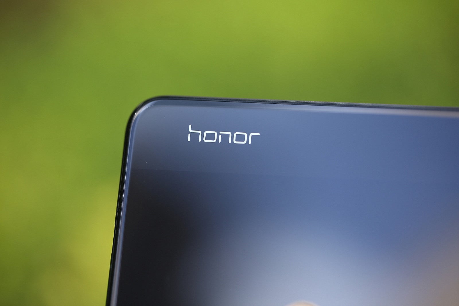 Honor V30 40W fast charging